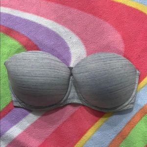 Strapless VS Bra
